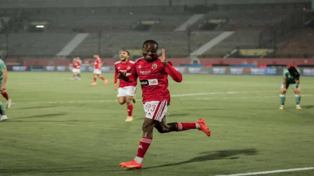 الأهلي يهزم الاتحاد ويوسع الفارق بينه وبين غريمه الزمالك