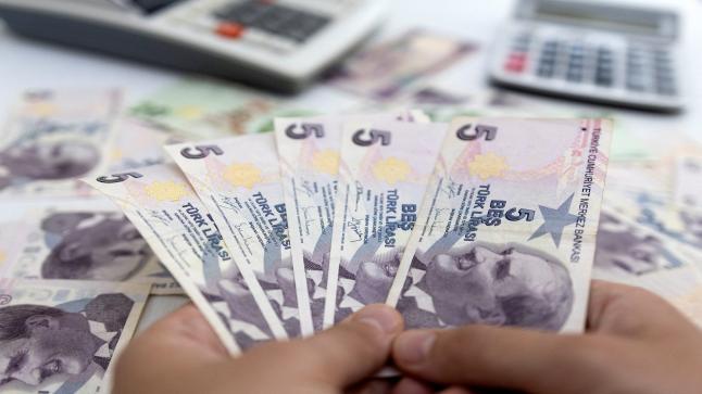 تركيا: التخلي عن برنامج حماية الودائع بالليرة سيكون بشكل تدريجي