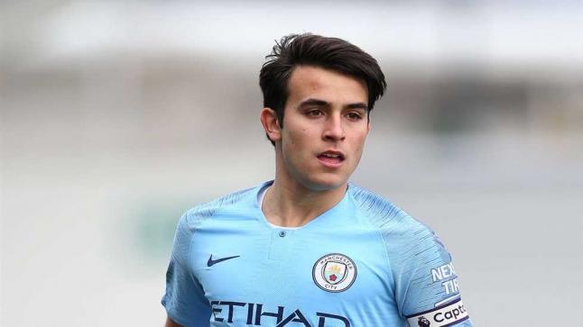 جوارديولا: إريك جارسيا مثل ابني .. لكن سيلعب في برشلونة