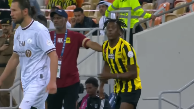 انهت موسمه.. لجنة الانضباط تقر إيقاف لاعب اتحاد جدة لنهاية الموسم