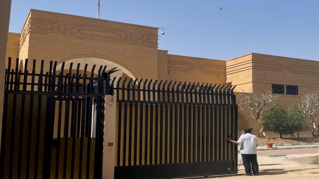 بعد سبع سنوات من المقاطعة.. إعادة فتح السفارة الإيرانية في السعودية