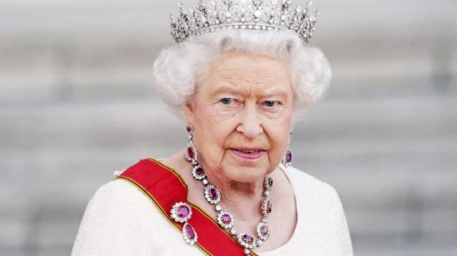 “ضغطت على الحكومة لإخفاء ثروتها قبل 50 سنة”.. القصر الملكي يكشف حقيقة ما فعلته الملكة إليزابيث