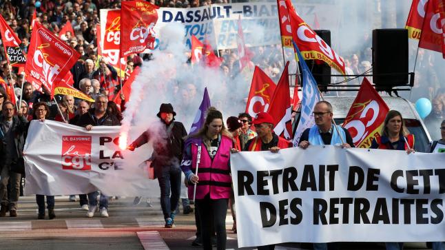 تعرف على أسباب حظر المظاهرات بشأن إصلاحات قانون التقاعد في فرنسا