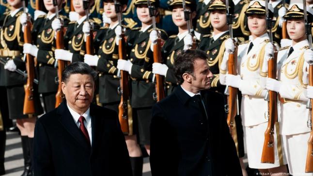ماكرون يدعو الطلاب الصينيين إلى التفكير النقدي في الحرب الروسية الأوكرانية